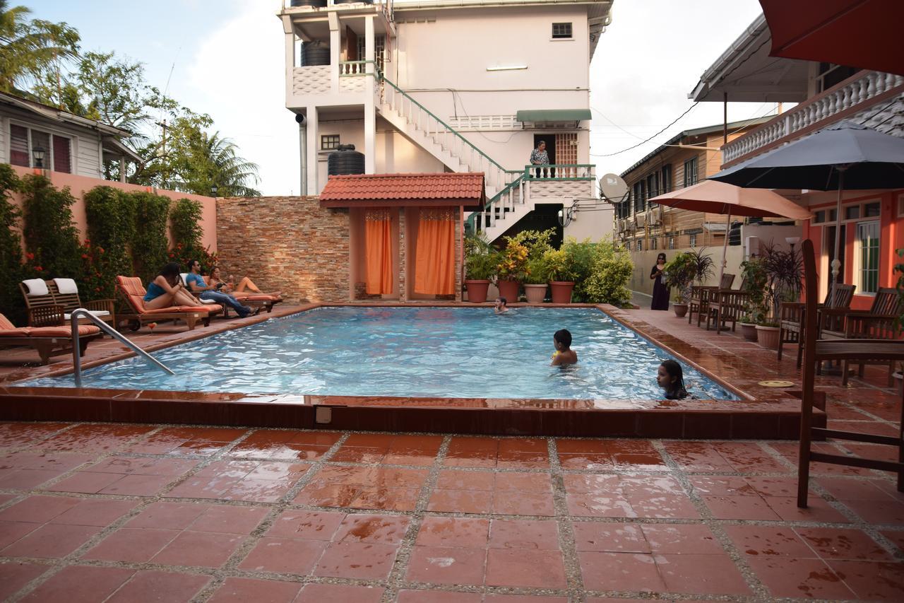 Windjammer International Cuisine & Comfort Inn Georgetown Exterior foto