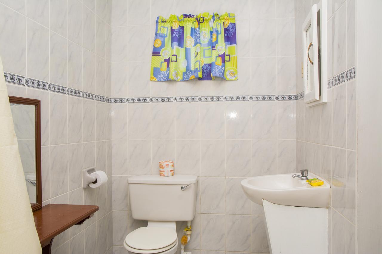 Windjammer International Cuisine & Comfort Inn Georgetown Quarto foto