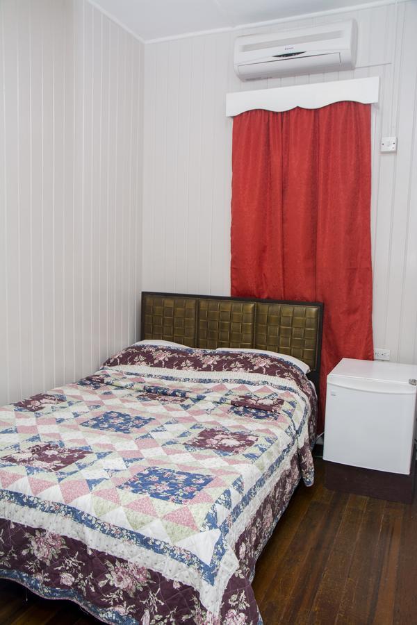 Windjammer International Cuisine & Comfort Inn Georgetown Quarto foto